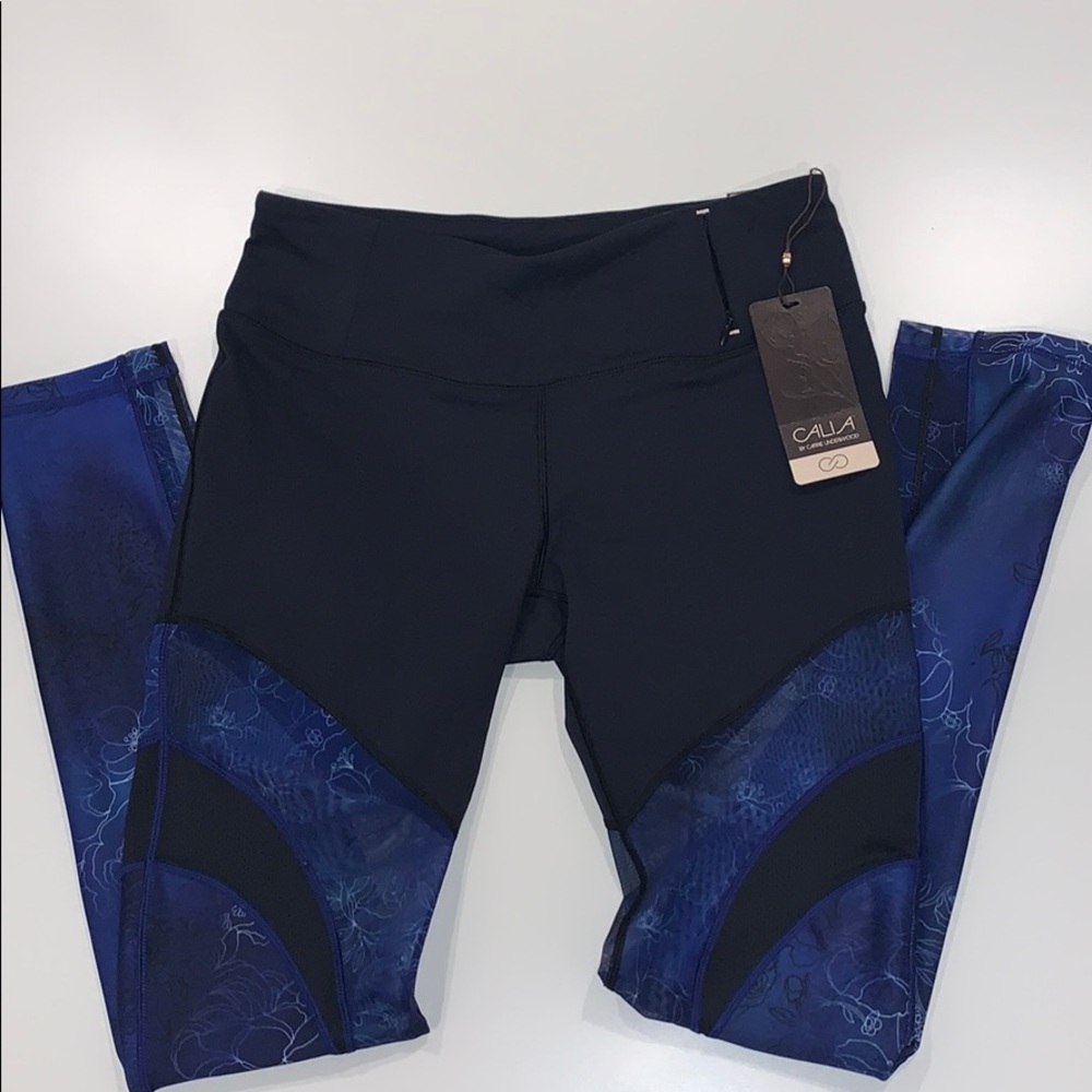 Calia by Carrie Underwood workout pants size m